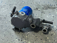 Load image into Gallery viewer, BF 135 150 115 hp Honda 15410-ZY6-010ZA OIL FILTER FLANGE & filter FOUR STROKE 2004-up