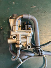 Load image into Gallery viewer, f 115 hp Yamaha 68V-1312A-00-00 iac isc CONTROL VALVE, 68V-14960-00-00 valve BODY ASSY, 68V-82380-00-00 map PRESSURE SENSOR valve intake FOUR STROKE