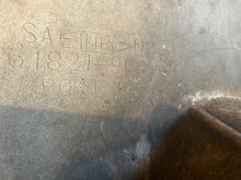 Load image into Gallery viewer, DF 140 115 hp Suzuki 61811-90j00 61821-90j00 side covers bottom cowl