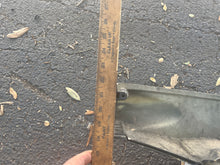 Load image into Gallery viewer, DF 140 115 hp Suzuki 61811-90j00 61821-90j00 side covers bottom cowl