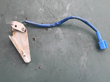 Cargar imagen en el visor de la galería, f 60 Yamaha 60V-8259F-00-00 neutral stay SWITCH 6CJ-82554-00-00 four stroke