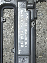 Cargar imagen en el visor de la galería, f 80 100 hp Yamaha 67F-11191-01-1S Cylinder Head Cover Rocker Cover 90 75 hp Mercury 804118T2 Four Stroke