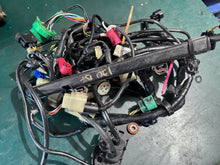 Lade das Bild in den Galerie-Viewer, BF 130 115 hp Honda REMOTE CONTROL CABLE engine harness 32520-ZW5-000 Four Stroke OLDER  1999-2003
