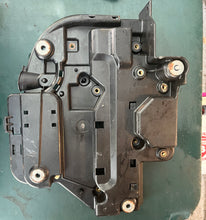 Cargar imagen en el visor de la galería, BF 135 150 hp Honda 30416-ZY6-010 ELECTRONIC PARTS CASE cdi ecu electrical