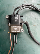 Cargar imagen en el visor de la galería, currently testing——MFS 20 15 9.9 hp Tohatsu 3RS101500 fuel VAPOR SEPARATOR vst four stroke 2017-2022 MFS20e