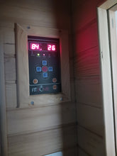 Lade das Bild in den Galerie-Viewer, Infrared sauna Fit Bomb made by LuxSauna w owners manual