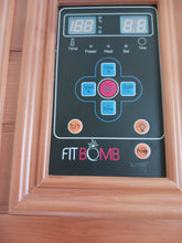 Lade das Bild in den Galerie-Viewer, Infrared sauna Fit Bomb made by LuxSauna w owners manual