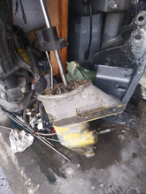 Charger l'image dans la galerie, Boîtier de réducteur de moteur hors-bord Suzuki DT 9.9, 15, 16 CV