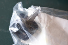 Cargar imagen en el visor de la galería, BF 75 - 225 hp Honda Key Panel Assembly 35100-zv5-003 & gauge harness outboard OEM