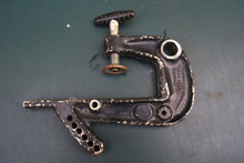 Lade das Bild in den Galerie-Viewer, 7.5, 9.8 hp mercury 110, stern brackets, port & stbd matching set, 1427-5612