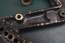 Lade das Bild in den Galerie-Viewer, 7.5, 9.8 hp mercury 110, stern brackets, port & stbd matching set, 1427-5612