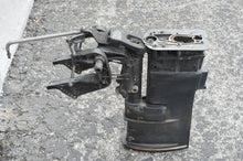 Lade das Bild in den Galerie-Viewer, 20 25 30 HP Mercury Mariner Midsection 20" shaft Midsection