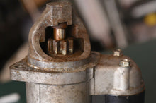 Load image into Gallery viewer, DF 9.9b 15 20 HP Suzuki starter motor assy 31100-94J22, 2015-2018. 9.9 HP