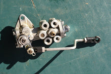 Cargar imagen en el visor de la galería, DT 55 Dt 65 Suzuki oil pump 94701, 2-stroke 3 cylinder