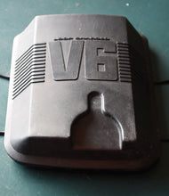 Load image into Gallery viewer, 175 150 105 hp Johnson Evinrude ois v6 0437372 Air Silencer Assembly carburetor air box 437372 two stroke 1991-1995
