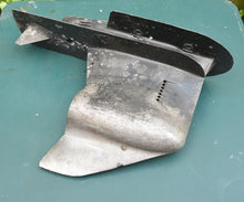 Load image into Gallery viewer, 75 90 115 125 hp Mercury gearcase 1667 9010, lower unit housing, outboard 3 or 4 cylinder