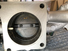 Cargar imagen en el visor de la galería, BF 225a Honda throttle body assy 16400-zy3-a01, spacer 16404-ZY3-000 , 17249-PY3-000 SPRING, AIR FLOW TUBE compatible 200 225 250, 2007 & later