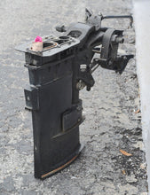 Lade das Bild in den Galerie-Viewer, 20 25 30 HP Mercury Mariner Midsection 20" shaft Midsection