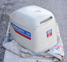 Load image into Gallery viewer, 25 30 hp Evinrude engine cover cowl 5032116 05032116 two stroke 3 cylinder