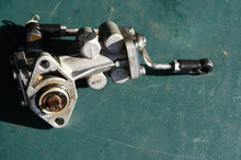 Cargar imagen en el visor de la galería, DT 55 Dt 65 Suzuki oil pump 94701, 2-stroke 3 cylinder