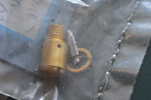 Lade das Bild in den Galerie-Viewer, 135 150 175 HP Mercury Valve Seat Kit 1395-811690-1, some Mercruiser compatibility