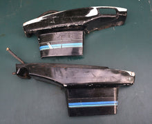 Lade das Bild in den Galerie-Viewer, 7.5 9.8 hp Mercury 110 pair of lower-side covers & exhaust cover