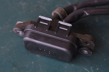 Lade das Bild in den Galerie-Viewer, BF 225 Honda Alternator Fuse Cable 32435-ZY3-000, with special adaptor-end - for 2007 & later models - off bagj-1500001t