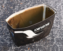 Cargar imagen en el visor de la galería, DT 85 75 hp Suzuki cowling 95683-8316F2 engine cover Two Stroke outboard