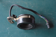 Cargar imagen en el visor de la galería, 60 65 70 hp Johnson Evinrude OMC Timing Base 584562 two stroke 1991 4-pin OEM