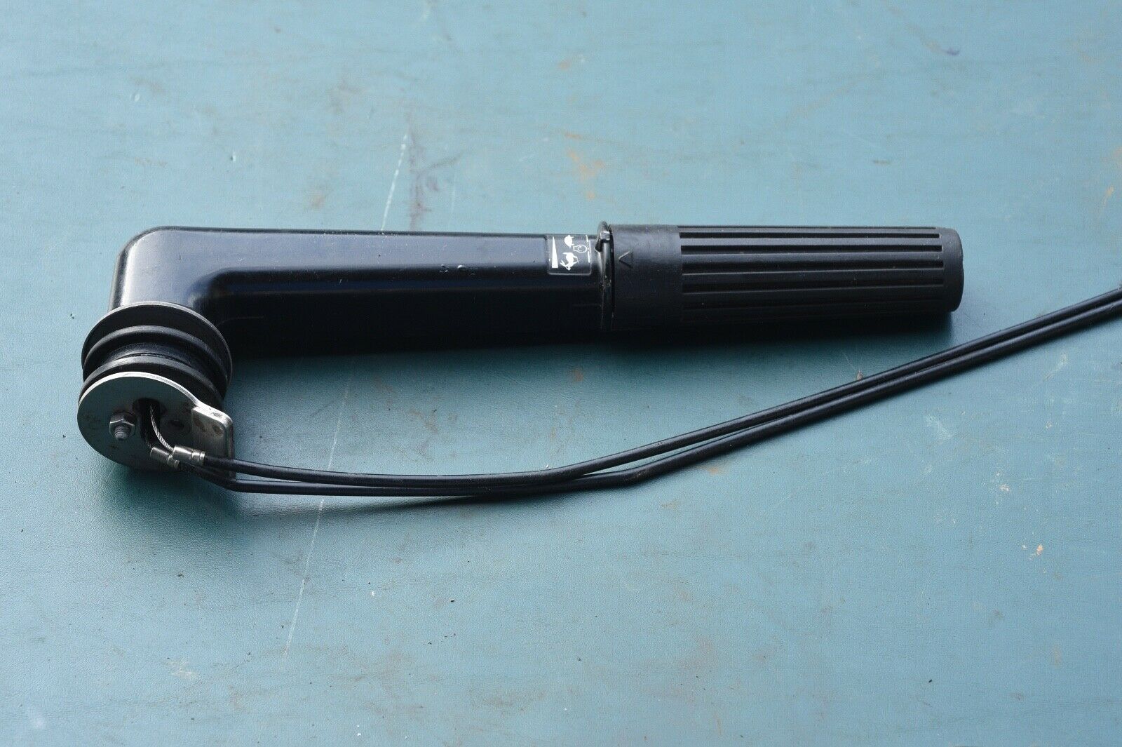 4 5 6 hp Mercury tiller handle w throttle & cable 803565T1 803565T Fou