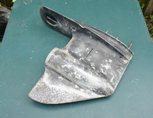 Cargar imagen en el visor de la galería, mercury gearcase 1623-6051 c4, tower of power, 20"