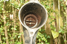 Load image into Gallery viewer, 75 90 115 125 hp Mercury gearcase 1667 9010, lower unit housing, outboard 3 or 4 cylinder