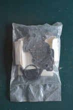 Cargar imagen en el visor de la galería, 90 115 140 hp OMC Mercury cross-over Diaphragm Kit-Fuel Pump, 6 cylinder