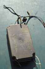 Lade das Bild in den Galerie-Viewer, 250 hp Yamaha cdi 61a-00 61a-85540-00-00, f8t30671 76 degree carbureted motors TWO STROKE