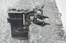 Lade das Bild in den Galerie-Viewer, 20 25 30 HP Mercury Mariner Midsection 20" shaft Midsection