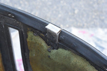 Lade das Bild in den Galerie-Viewer, 40 hp Mercury TOP COWL engine cover 2198-9868a9 9868T10 9868A10 two stroke 2 cylinder some compatibility 1989-1997