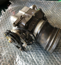 Cargar imagen en el visor de la galería, BF 225a Honda throttle body assy 16400-zy3-a01, spacer 16404-ZY3-000 , 17249-PY3-000 SPRING, AIR FLOW TUBE compatible 200 225 250, 2007 & later