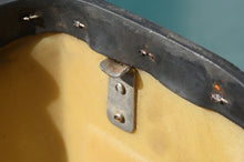 Cargar imagen en el visor de la galería, 7.5 hp Honda 63100-881-010WF top cowl cowling hood four stroke vintage