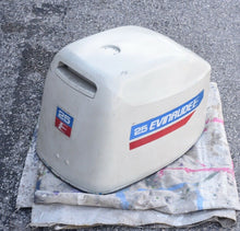 Load image into Gallery viewer, 25 30 hp Evinrude engine cover cowl 5032116 05032116 two stroke 3 cylinder
