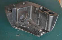 Load image into Gallery viewer, 225 hp 250 hp Mercury Optimax intake silencer 881909-1, 3Liter