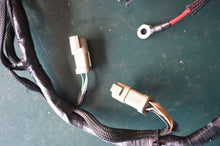 Load image into Gallery viewer, 200 225 250 300 hp Evinrude Electrical Harness 586991 0586991 E-tec etec OMC brp Johnson