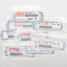 Cargar imagen en el visor de la galería, 150 175 200 225 hp Yamaha 6e5-13621-a1-00 .GASKET, VALVE SEAT, intake repair