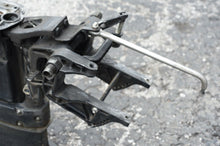 Lade das Bild in den Galerie-Viewer, 20 25 30 HP Mercury Mariner Midsection 20" shaft Midsection