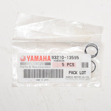 Load image into Gallery viewer, 25 30 50 90 115 175 200 hp Yamaha 93210-13595 o-ring pack (4 pieces only)