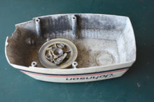 Load image into Gallery viewer, 4 5 6 hp OMC Johnson Seahorse 327998 0327998 cowling, working pull start manual start
