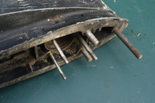 Cargar imagen en el visor de la galería, mercury gearcase 1623-6051 c4, tower of power, 20"