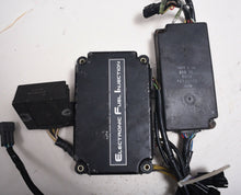 Cargar imagen en el visor de la galería, DT 150 225 hp Suzuki CDI Unit 32910-88d40 f8t30296, EFI unit 33920-87d30, regulator-rectifier 92E-10 two stroke EFI