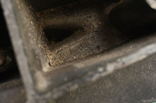 Load image into Gallery viewer, 75 90 115 125 hp Mercury gearcase 1667 9010, lower unit housing, outboard 3 or 4 cylinder