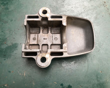 Lade das Bild in den Galerie-Viewer, DF 25 40 50 hp Suzuki 54221-95J00-0EP LOWER MOUNT COVERS nla Four Stroke twin v