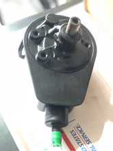 Lade das Bild in den Galerie-Viewer, Volvo Penta 841983 servo power steering pump NLA OEM